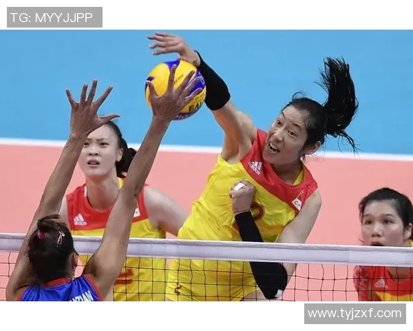 中国女子排球队勇夺奥运金牌决战塞尔维亚队展现巅峰实力